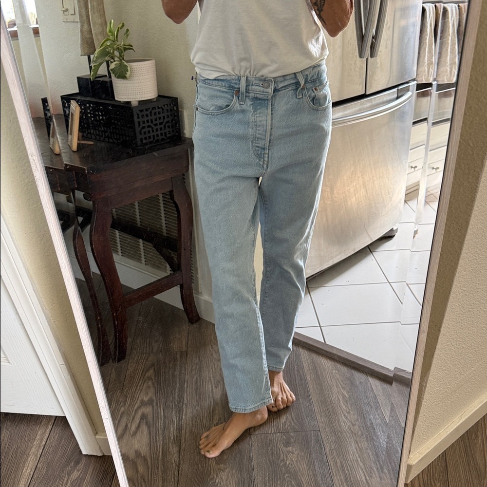 Vintage faded light blue Classic 501  Jeans size 28